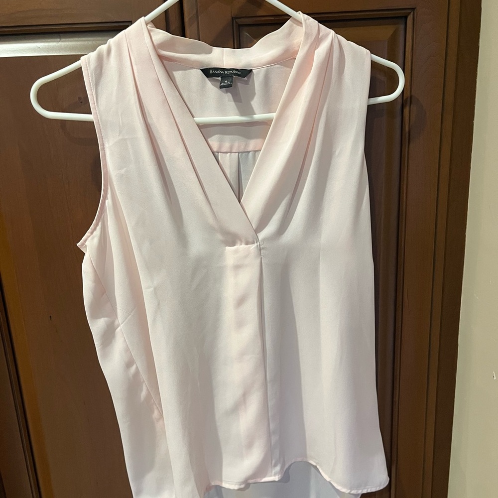 Banana Republic Light Pink V-Neck Blouse